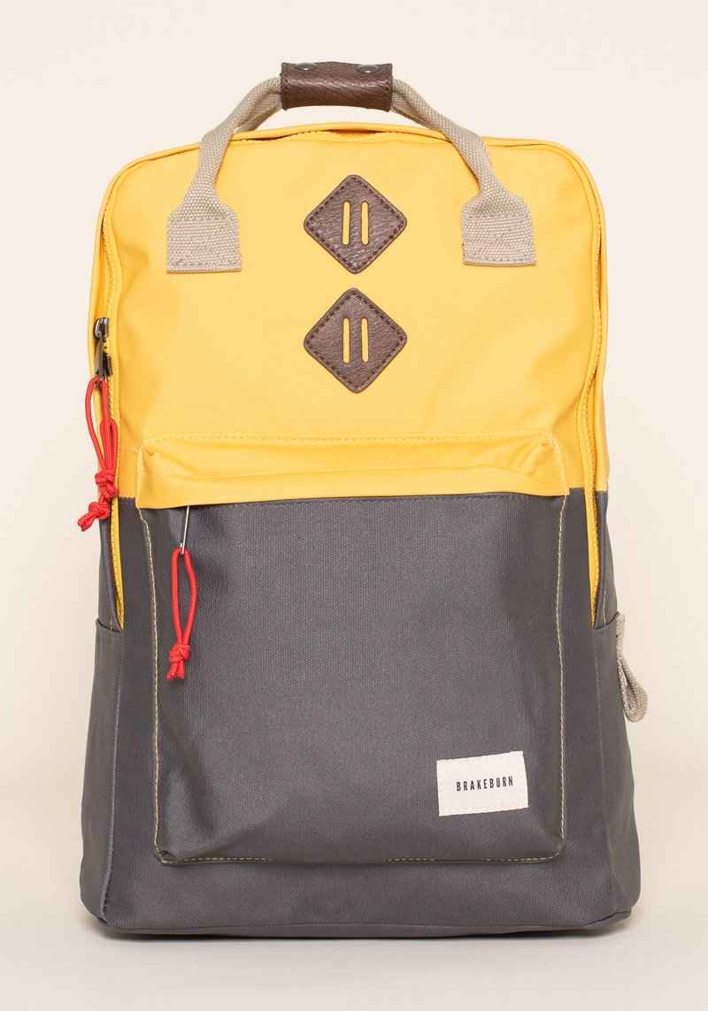BBMBAG008098AW21_A_800x