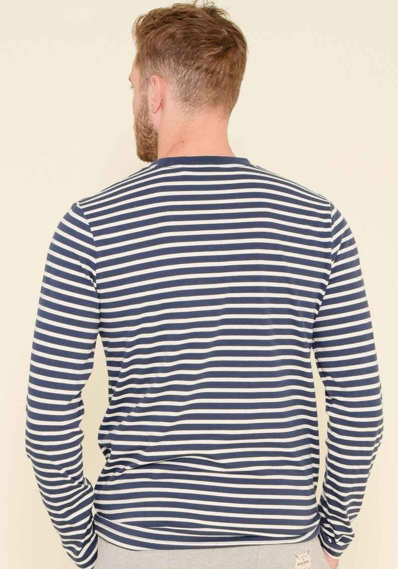 BBMLST008150AW21_B_800x