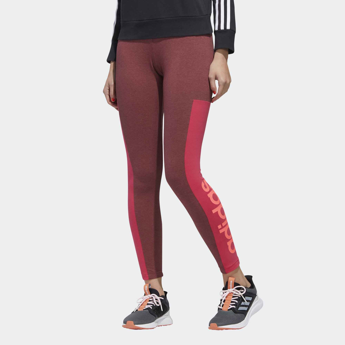 GD2923_on-model_standard_transparent_-_2000x2000.png