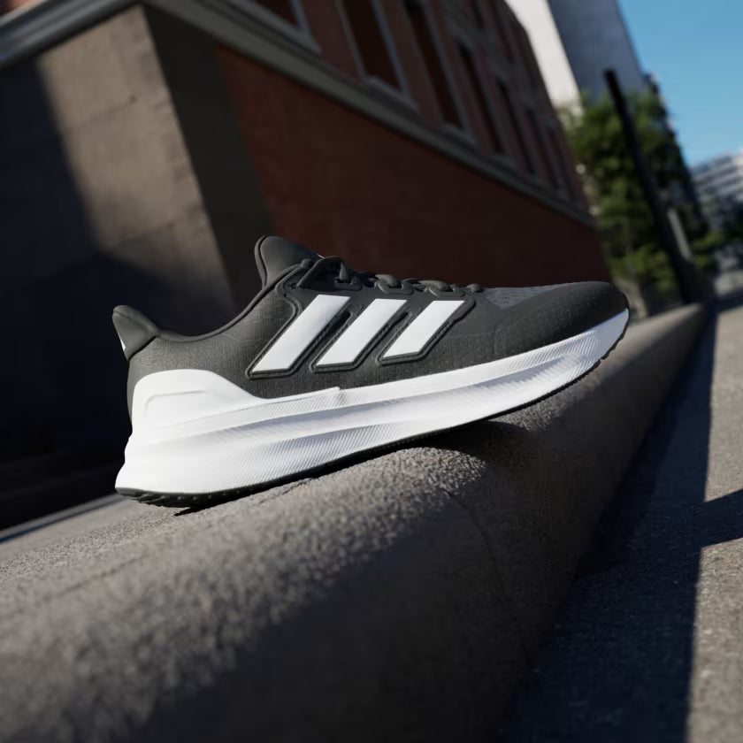 Ultrarun_5_Running_Shoes_Black_IE8794_HM3_hover.jpg