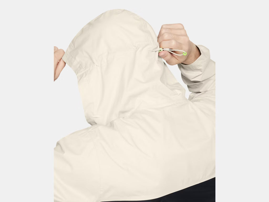 V5-1381880-110_HOOD