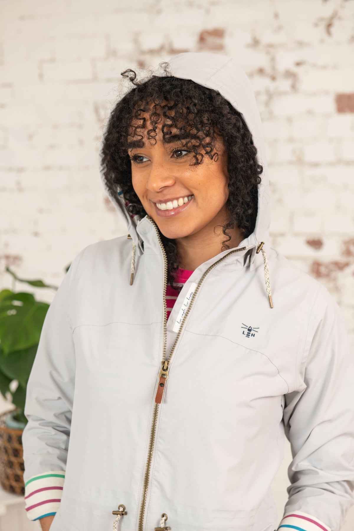 Victoria-Jacket-Sand-7