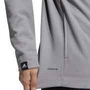 gt0071_app_on-model_detail-2_white