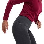 q-a006471y62-y1-model4-72dpi-rgb