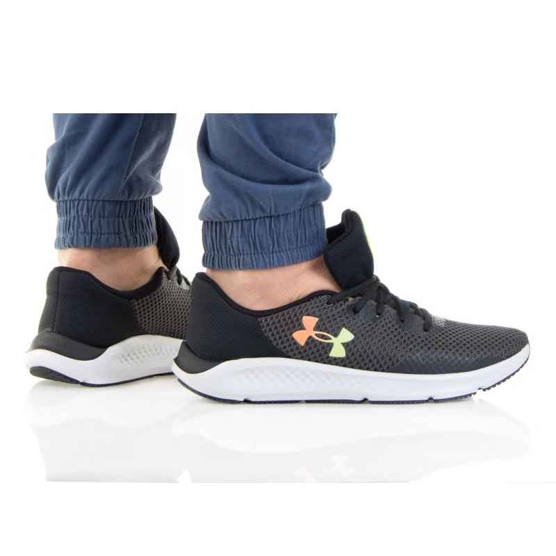 under-armour-under-armor-charged-pursuit-3-m-3024-878-100-black-grey-2000x2000